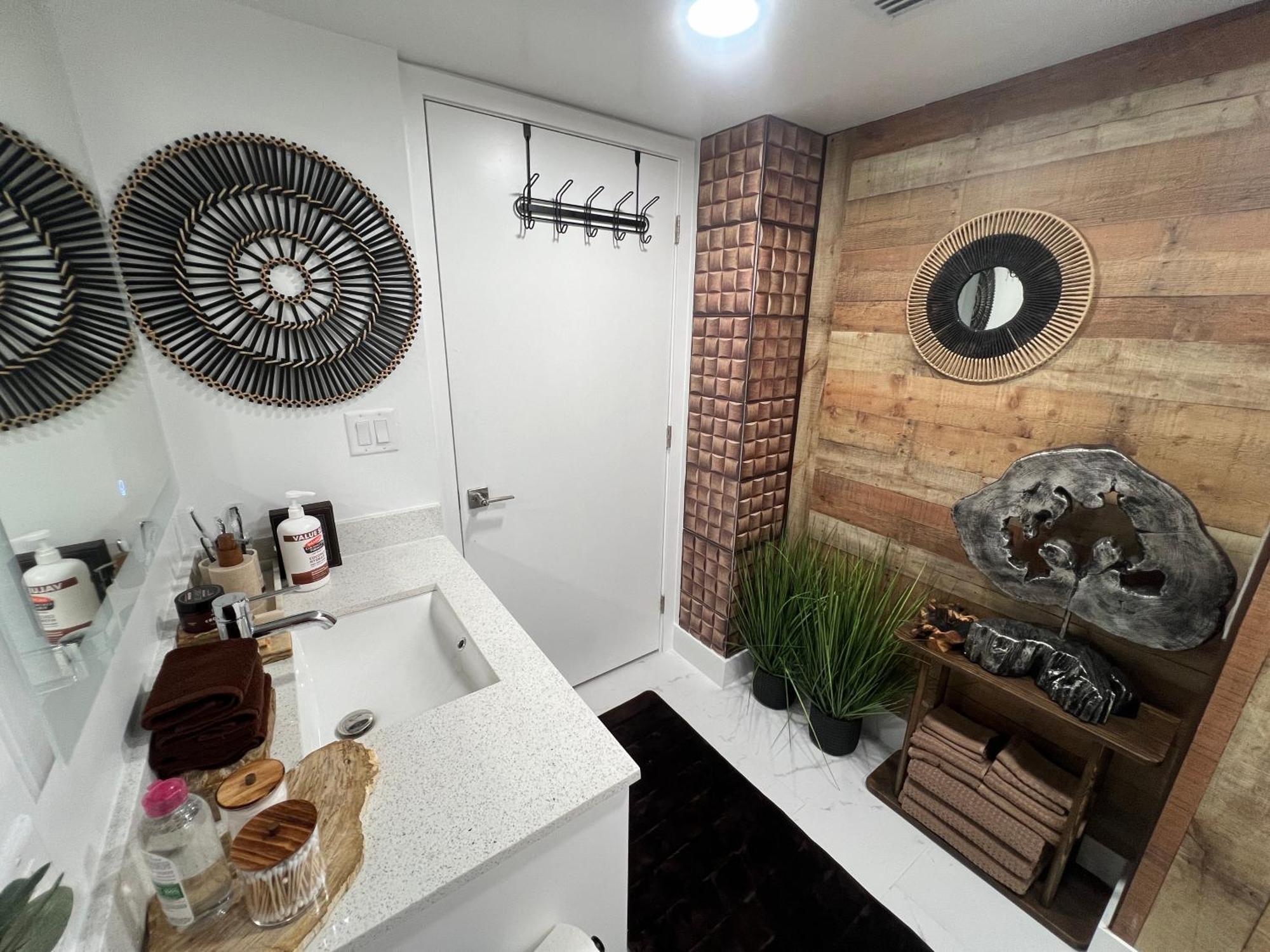 Miami Wood Apart Hotel New 2024 - Private Terrace - Free Garage - Beach 5 Min Hollywood Luaran gambar